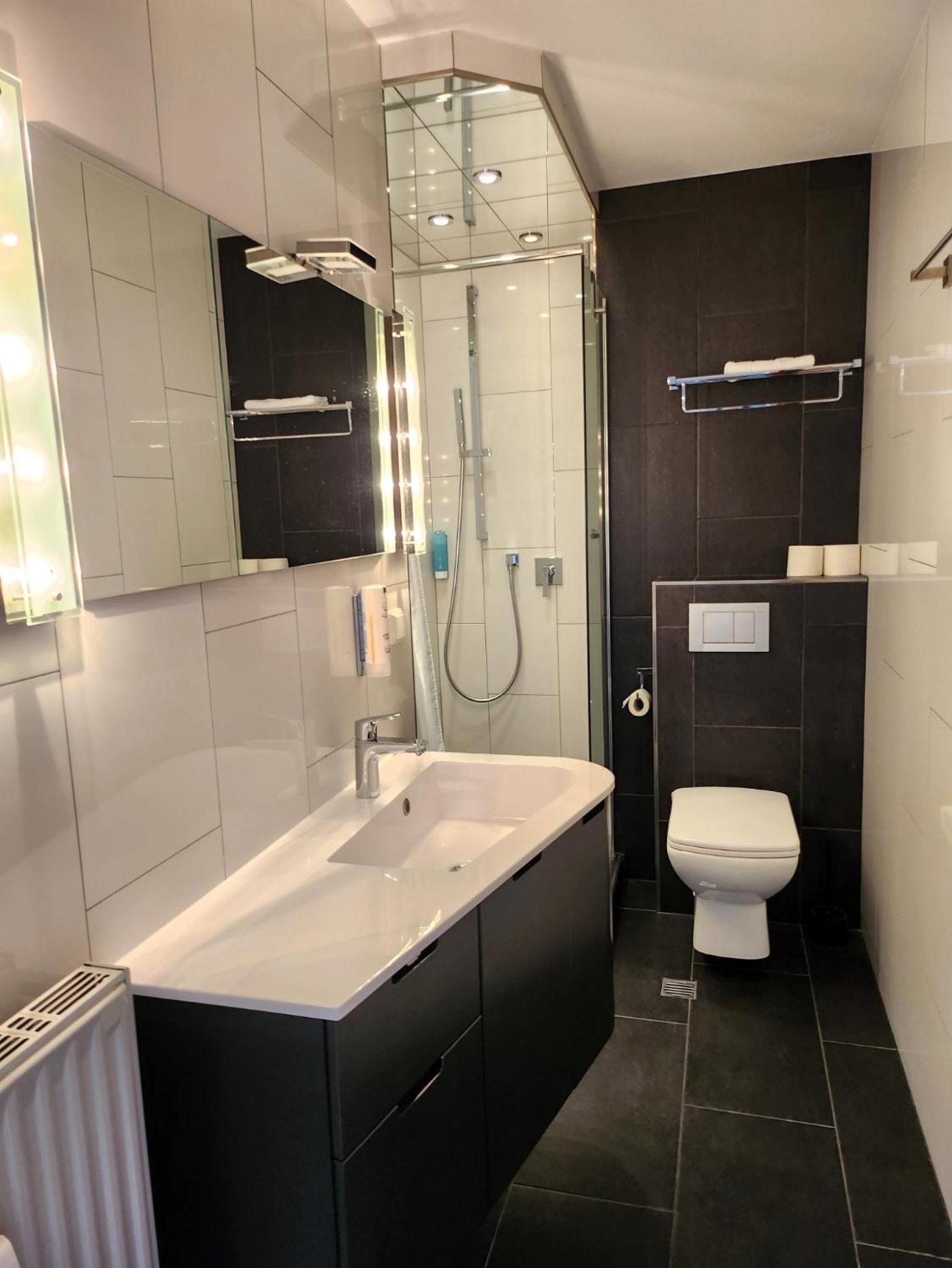 Innovative 2-Zimmer-Ferienwohnung Am Kurpark Bad Kreuznach Esterno foto